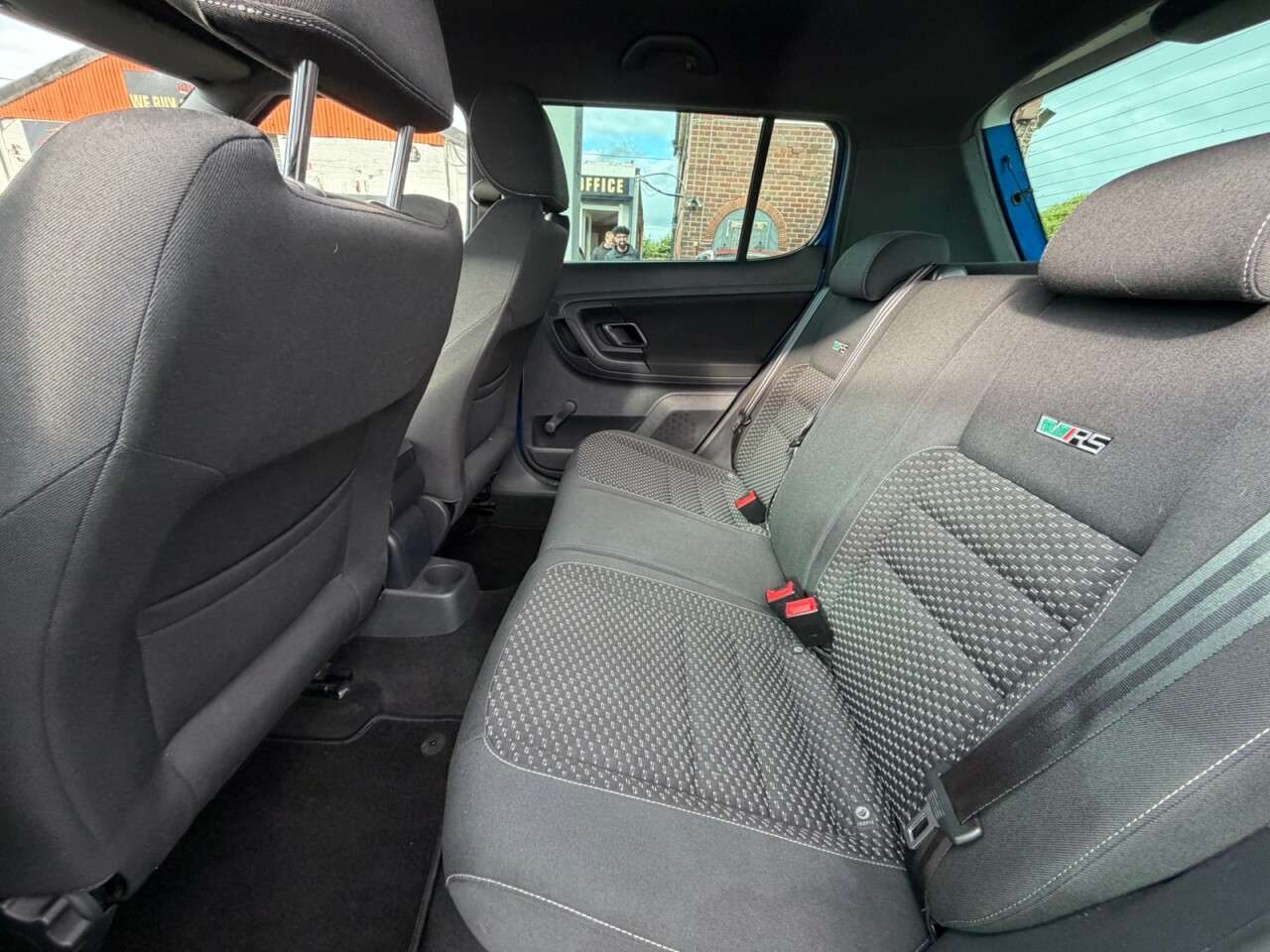 2011 SKODA FABIA 2011 SKODA FABIA