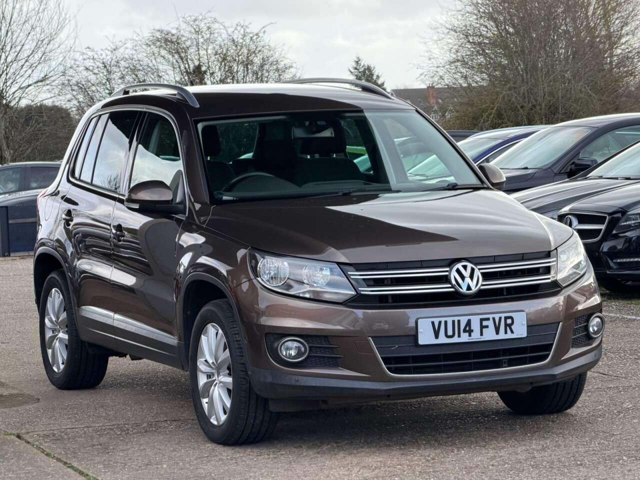 A 2014 VOLKSWAGEN TIGUAN 2.0 TDI BlueMotion Tech Match SUV 5dr Diesel DSG 4WD Euro 5 (s/s) (140 ps) A 2014 VOLKSWAGEN TIGUAN 2.0 TDI BlueMotion Tech Match SUV 5dr Diesel DSG 4WD Euro 5 (s/s) (140 ps)