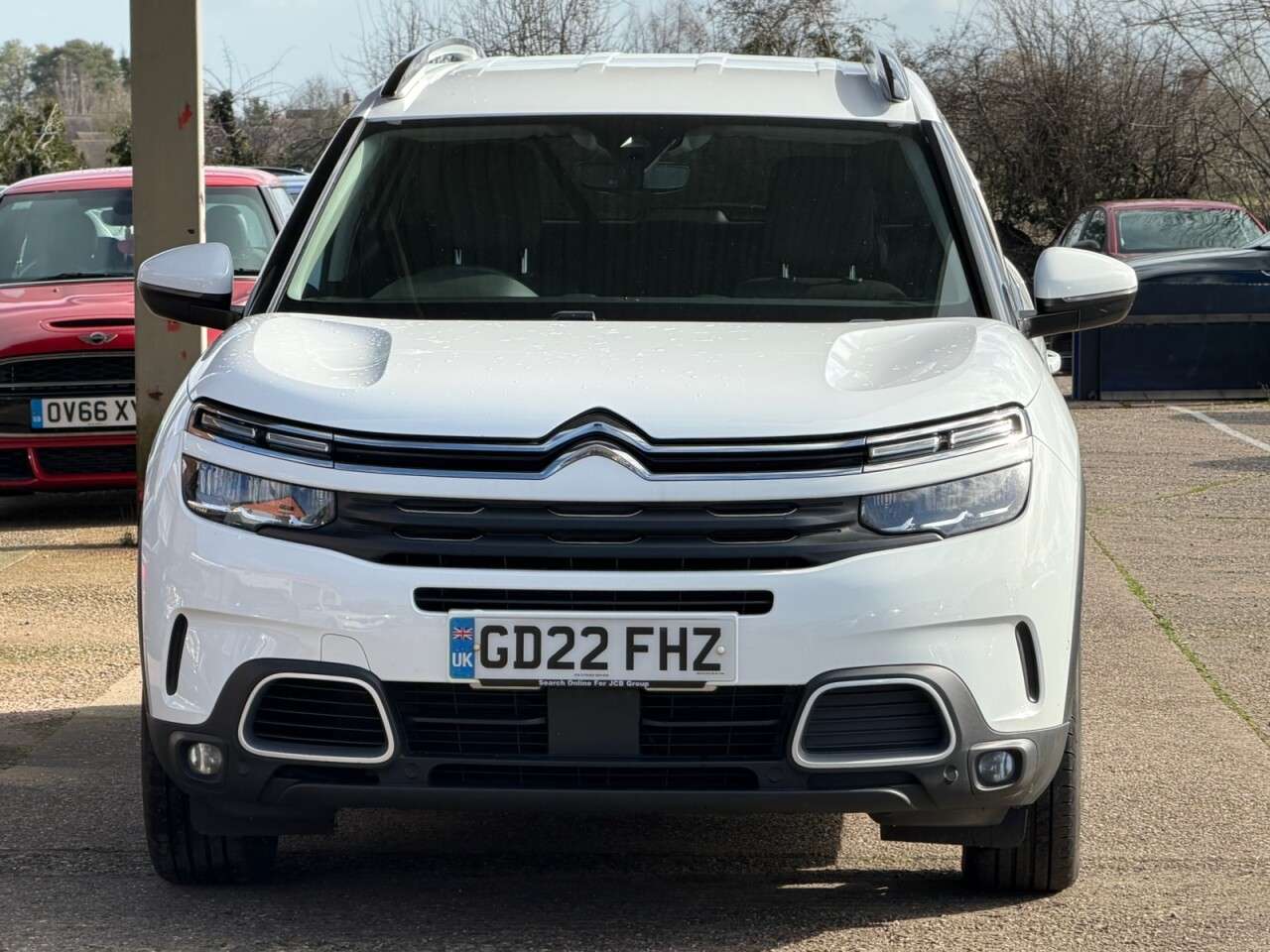 A 2022 CITROEN C5 AIRCROSS 1.6 13.2kWh Shine Plus SUV 5dr Petrol Plug-in Hybrid e-EAT8 Euro 6 (s/s) (2 A 2022 CITROEN C5 AIRCROSS 1.6 13.2kWh Shine Plus SUV 5dr Petrol Plug-in Hybrid e-EAT8 Euro 6 (s/s) (2