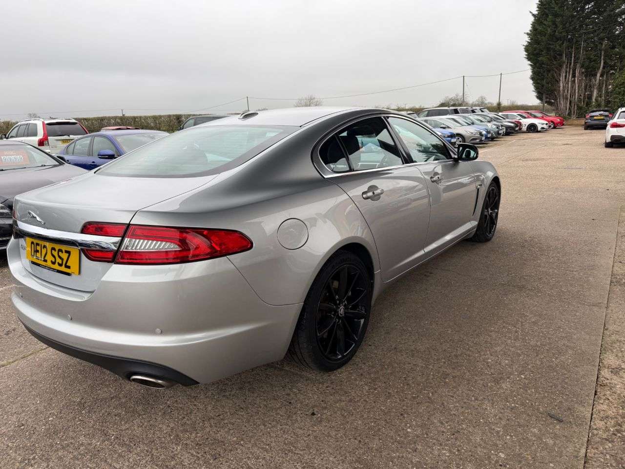A 2012 JAGUAR XF 2.2d Premium Luxury Saloon 4dr Diesel Auto Euro 5 (s/s) (190 ps) 2KEYS 12 M A 2012 JAGUAR XF 2.2d Premium Luxury Saloon 4dr Diesel Auto Euro 5 (s/s) (190 ps) 2KEYS 12 M