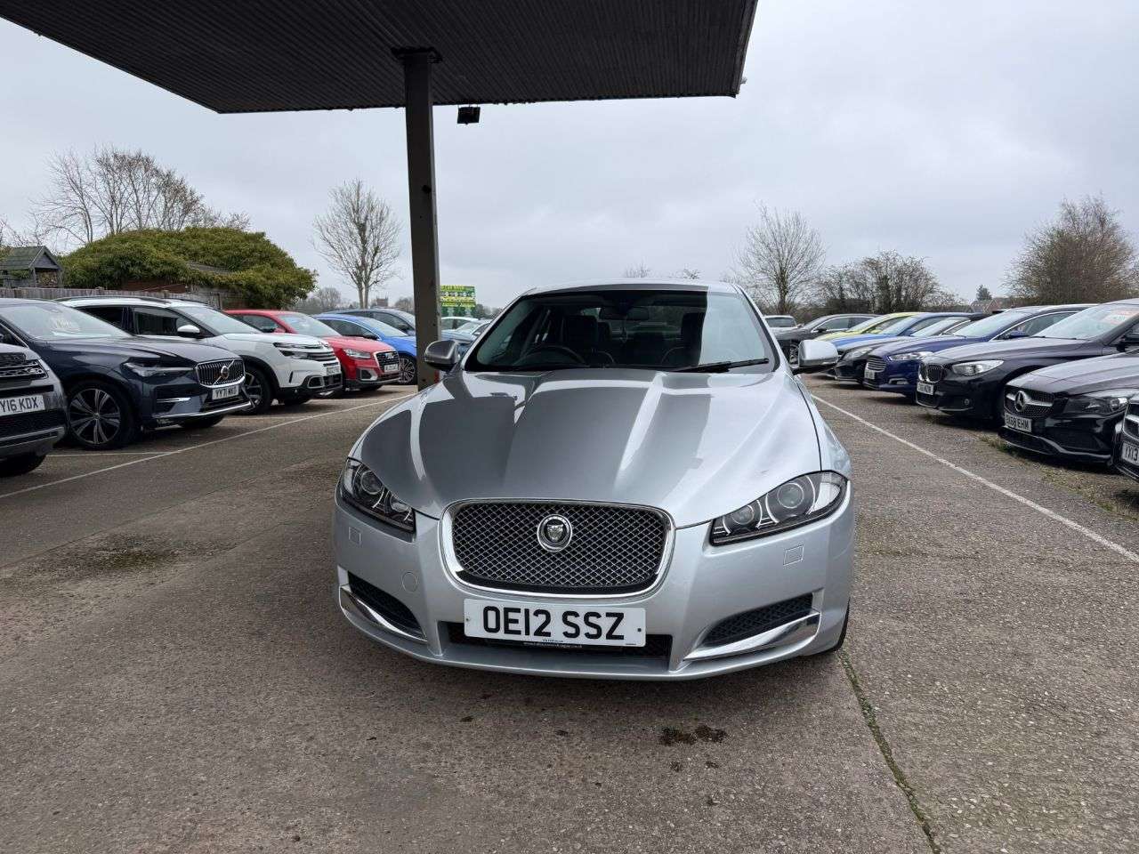 2012 JAGUAR XF 2012 JAGUAR XF