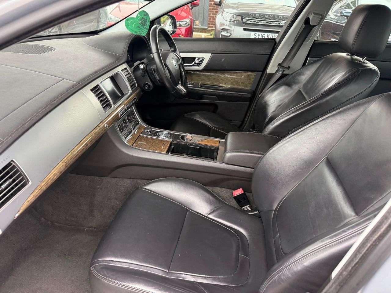 2012 JAGUAR XF 2012 JAGUAR XF