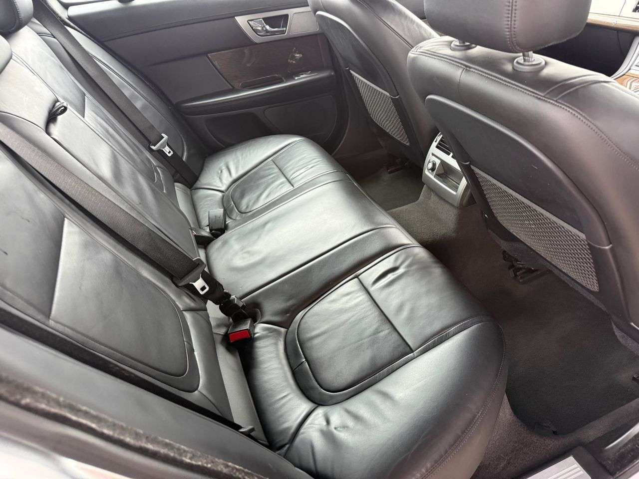 2012 JAGUAR XF 2012 JAGUAR XF