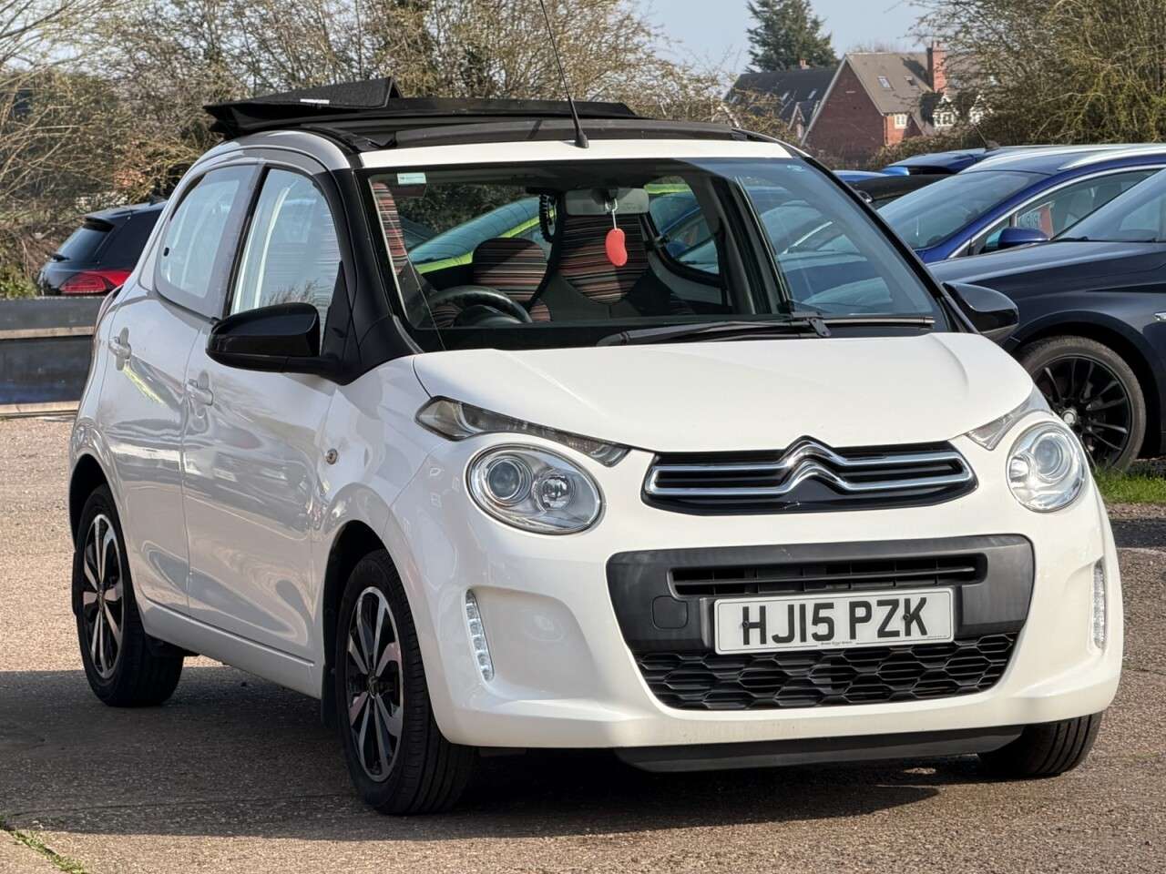 A 2015 CITROEN C1 1.0 VTi Feel Edition Airscape 5dr Petrol Manual Euro 5 (68 ps) **HPI CLEAR~ A 2015 CITROEN C1 1.0 VTi Feel Edition Airscape 5dr Petrol Manual Euro 5 (68 ps) **HPI CLEAR~