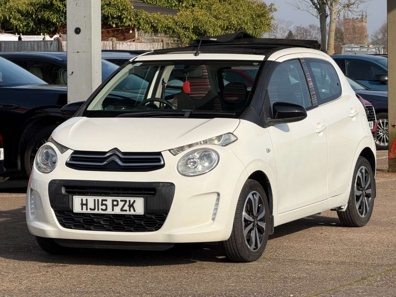 A 2015 CITROEN C1 1.0 VTi Feel Edition Airscape 5dr Petrol Manual Euro 5 (68 ps) **HPI CLEAR~ A 2015 CITROEN C1 1.0 VTi Feel Edition Airscape 5dr Petrol Manual Euro 5 (68 ps) **HPI CLEAR~
