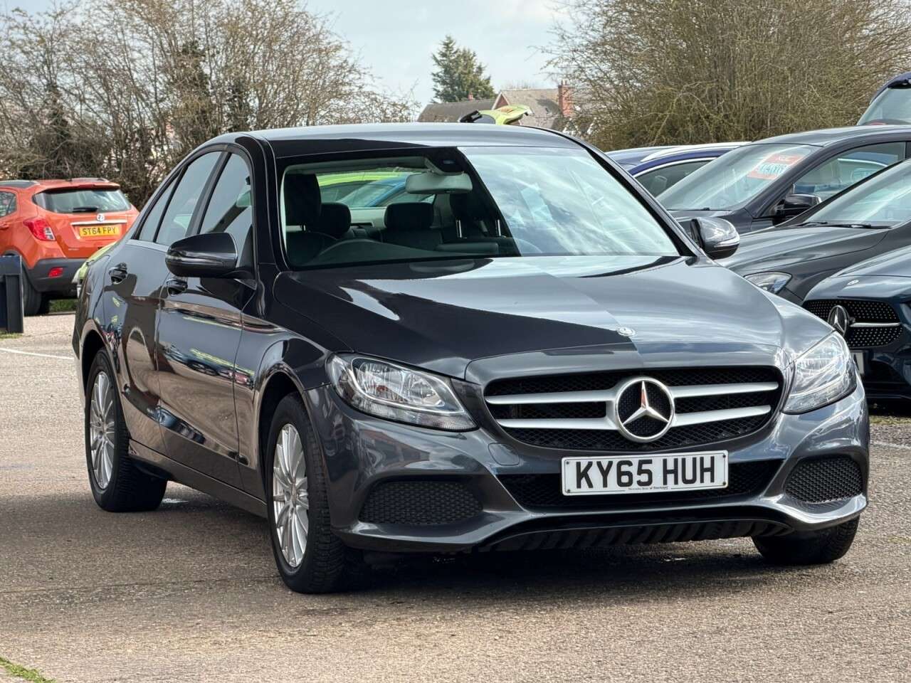 A 2015 MERCEDES-BENZ C-CLASS 2.1 C220d SE Saloon 4dr Diesel 7G-Tronic+ Euro 6 (s/s) (170 ps) 2KEYSVFRESH A 2015 MERCEDES-BENZ C-CLASS 2.1 C220d SE Saloon 4dr Diesel 7G-Tronic+ Euro 6 (s/s) (170 ps) 2KEYSVFRESH