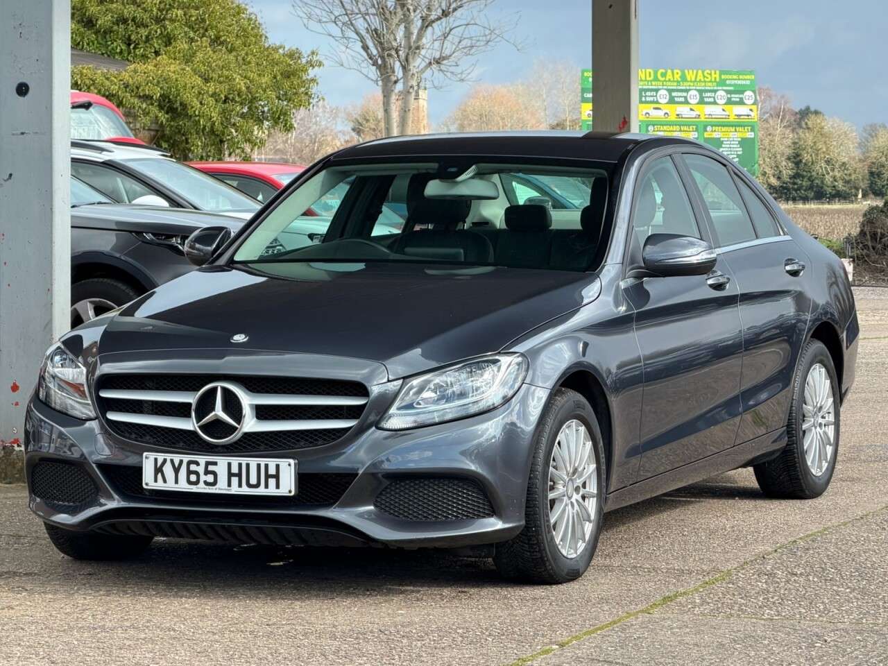 A 2015 MERCEDES-BENZ C-CLASS 2.1 C220d SE Saloon 4dr Diesel 7G-Tronic+ Euro 6 (s/s) (170 ps) 2KEYSVFRESH A 2015 MERCEDES-BENZ C-CLASS 2.1 C220d SE Saloon 4dr Diesel 7G-Tronic+ Euro 6 (s/s) (170 ps) 2KEYSVFRESH