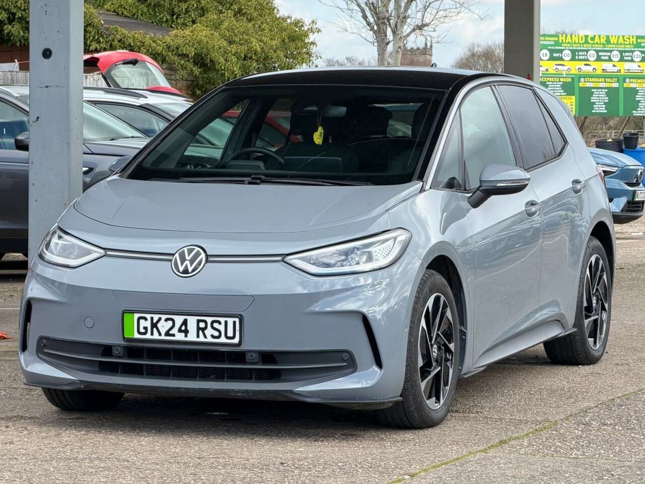 A 2024 VOLKSWAGEN ID.3 Pro 58kWh Match Hatchback 5dr Electric Auto (204 ps) TOP SPCES 10K MILES ON A 2024 VOLKSWAGEN ID.3 Pro 58kWh Match Hatchback 5dr Electric Auto (204 ps) TOP SPCES 10K MILES ON