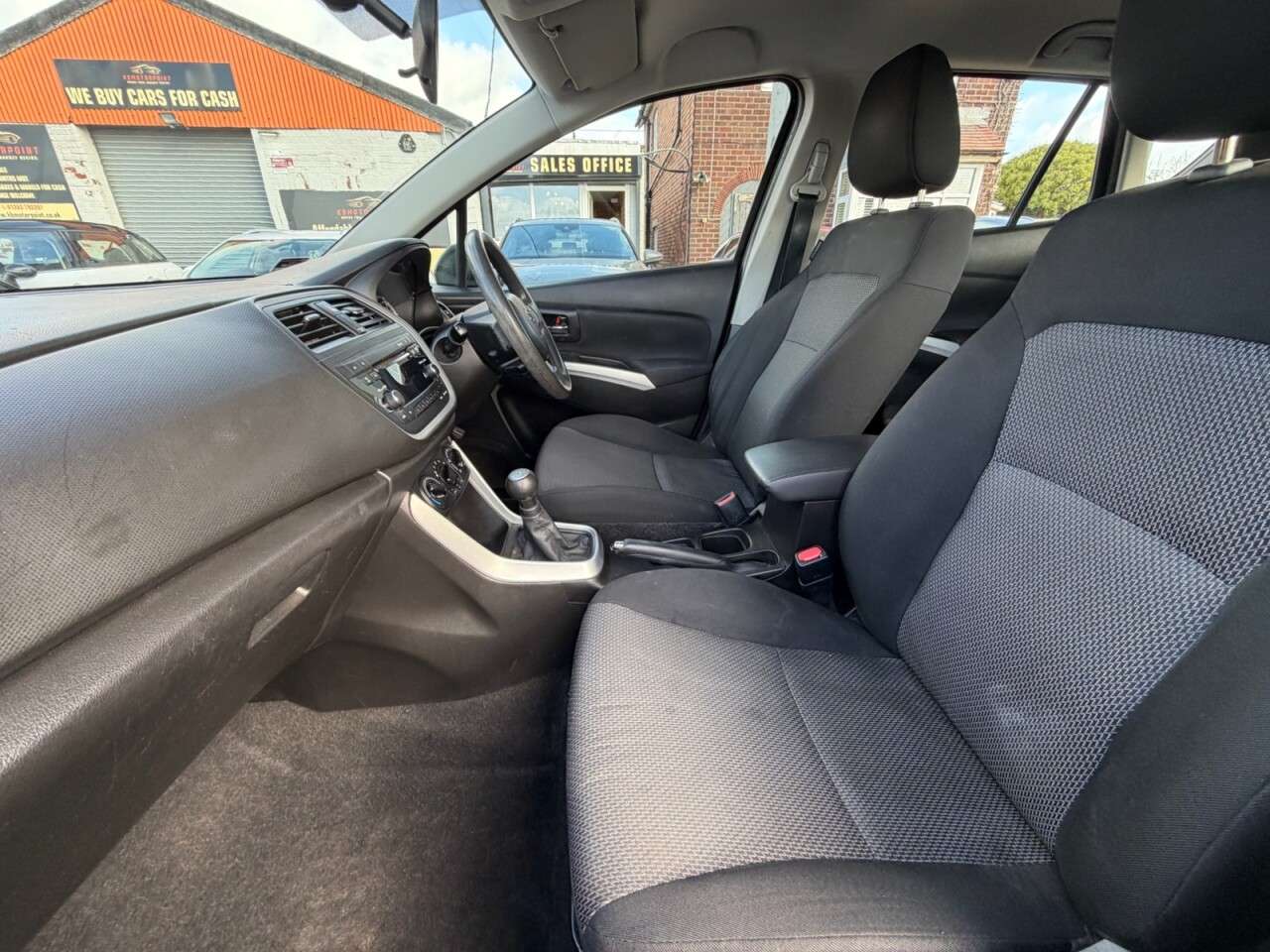 2015 SUZUKI SX4 S-CROSS 2015 SUZUKI SX4 S-CROSS