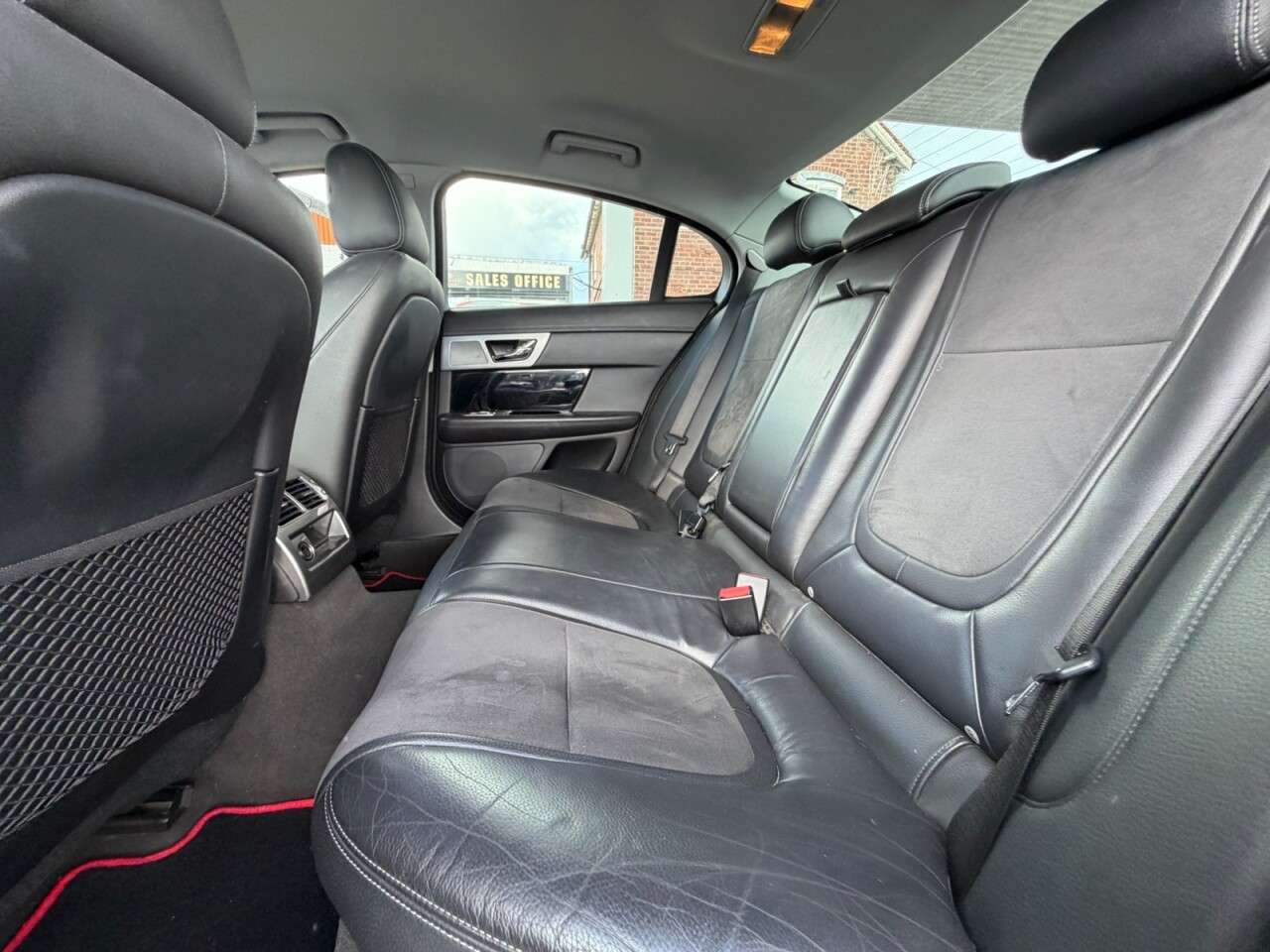 2012 JAGUAR XF 2012 JAGUAR XF