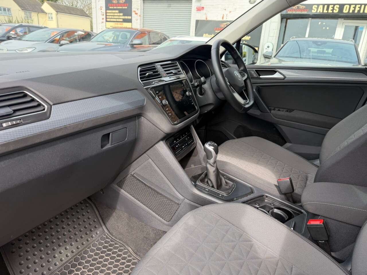 2022 VOLKSWAGEN TIGUAN 2022 VOLKSWAGEN TIGUAN