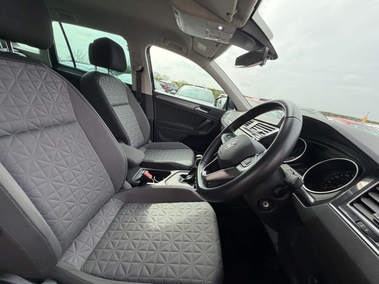 2022 VOLKSWAGEN TIGUAN 2022 VOLKSWAGEN TIGUAN