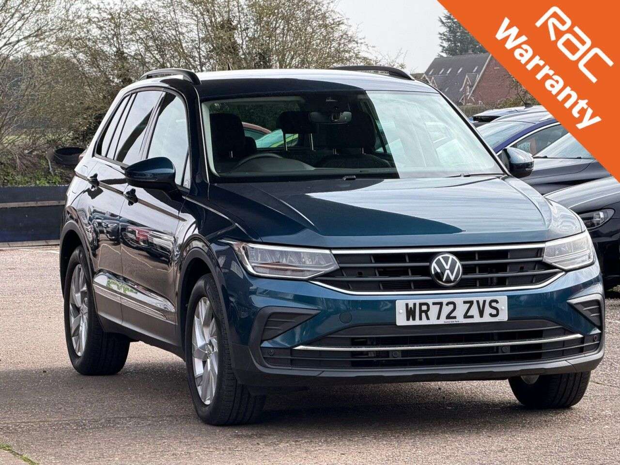 A 2022 VOLKSWAGEN TIGUAN 2.0 TDI Life SUV 5dr Diesel Manual Euro 6 (s/s) (150 ps) **HPI CLEAR~FRESH A 2022 VOLKSWAGEN TIGUAN 2.0 TDI Life SUV 5dr Diesel Manual Euro 6 (s/s) (150 ps) **HPI CLEAR~FRESH