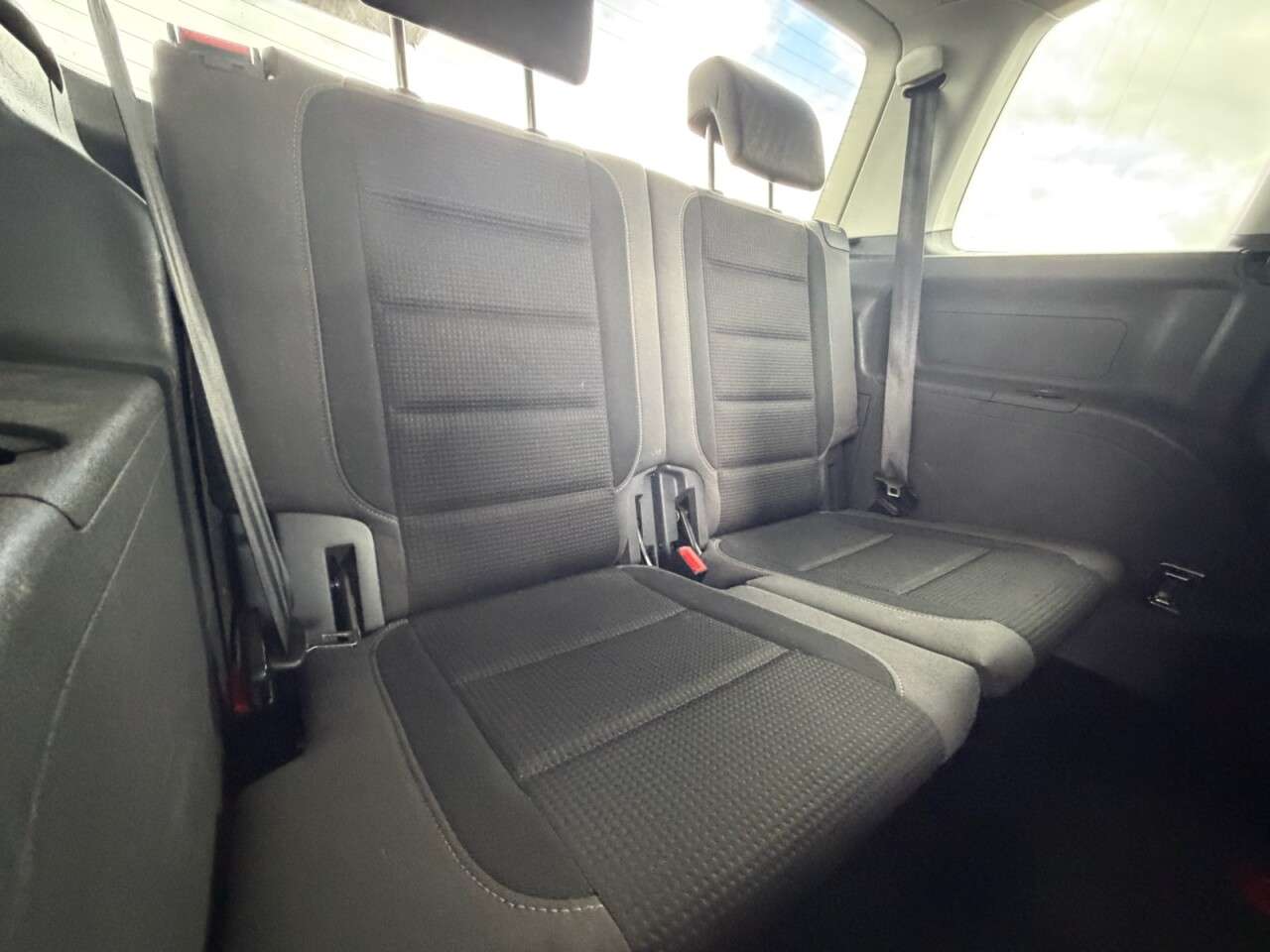2010 VOLKSWAGEN TOURAN 2010 VOLKSWAGEN TOURAN