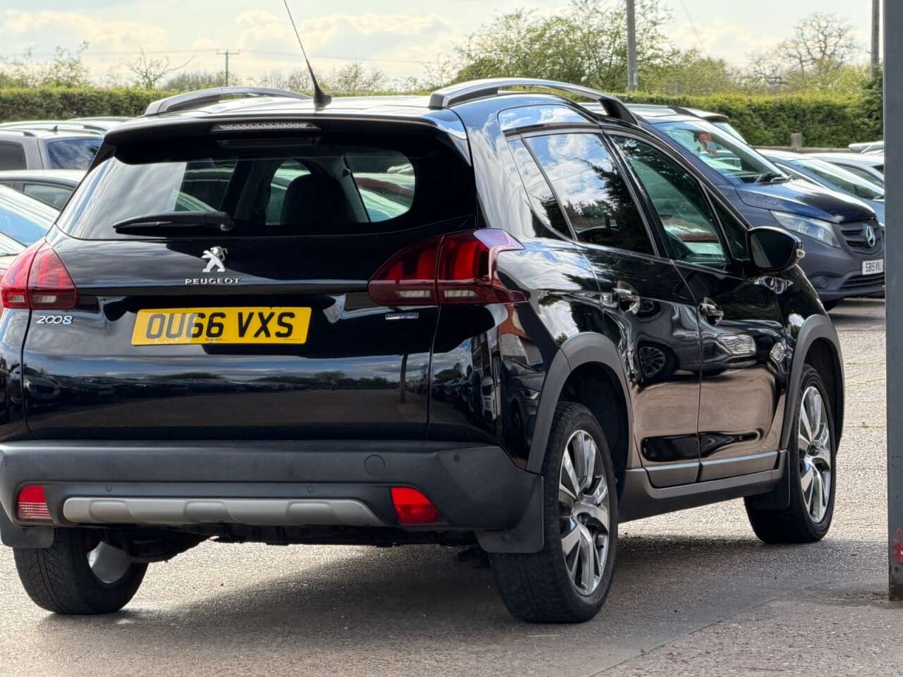 2016 PEUGEOT 2008 2016 PEUGEOT 2008