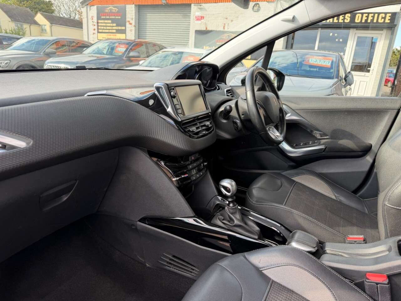 2016 PEUGEOT 2008 2016 PEUGEOT 2008
