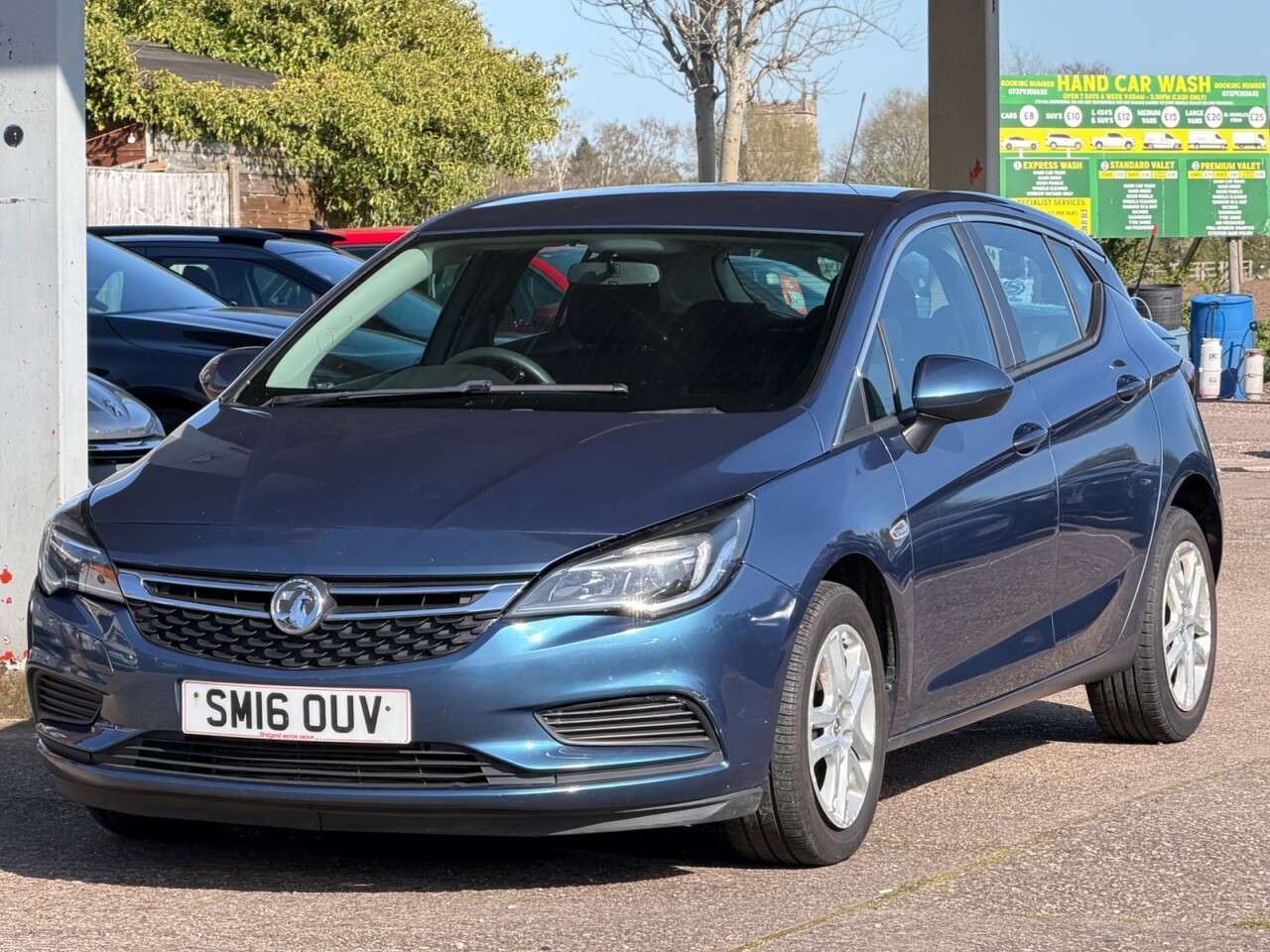 A 2016 VAUXHALL ASTRA 1.0i Turbo ecoFLEX Design Hatchback 5dr Petrol Manual Euro 6 (s/s) (105 ps) A 2016 VAUXHALL ASTRA 1.0i Turbo ecoFLEX Design Hatchback 5dr Petrol Manual Euro 6 (s/s) (105 ps)