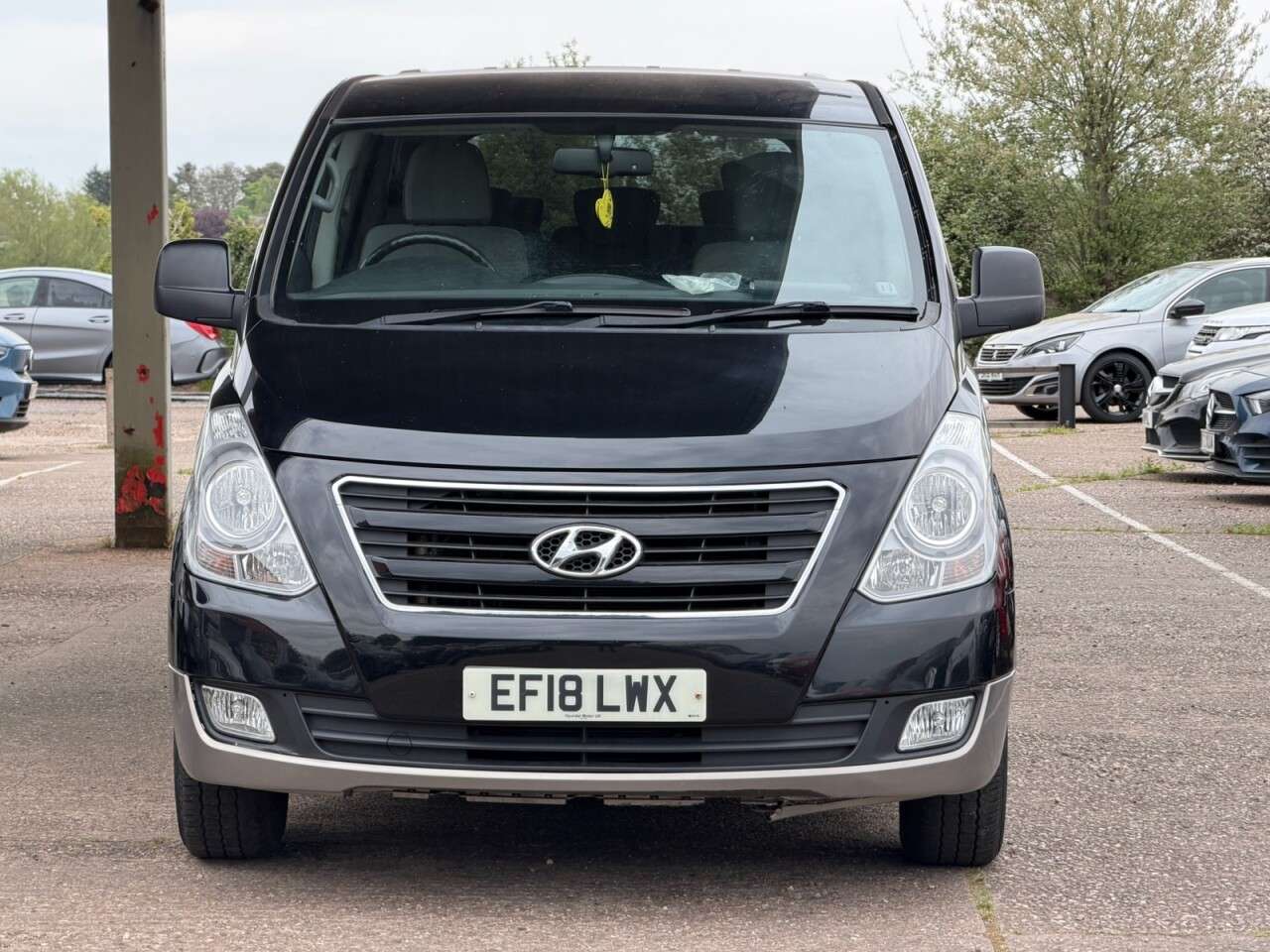 A 2018 HYUNDAI I800 2.5 CRDi SE Nav MPV 5dr Diesel Auto Euro 6 (170 ps) **HPI CLEAR~FRESH MOT+S A 2018 HYUNDAI I800 2.5 CRDi SE Nav MPV 5dr Diesel Auto Euro 6 (170 ps) **HPI CLEAR~FRESH MOT+S