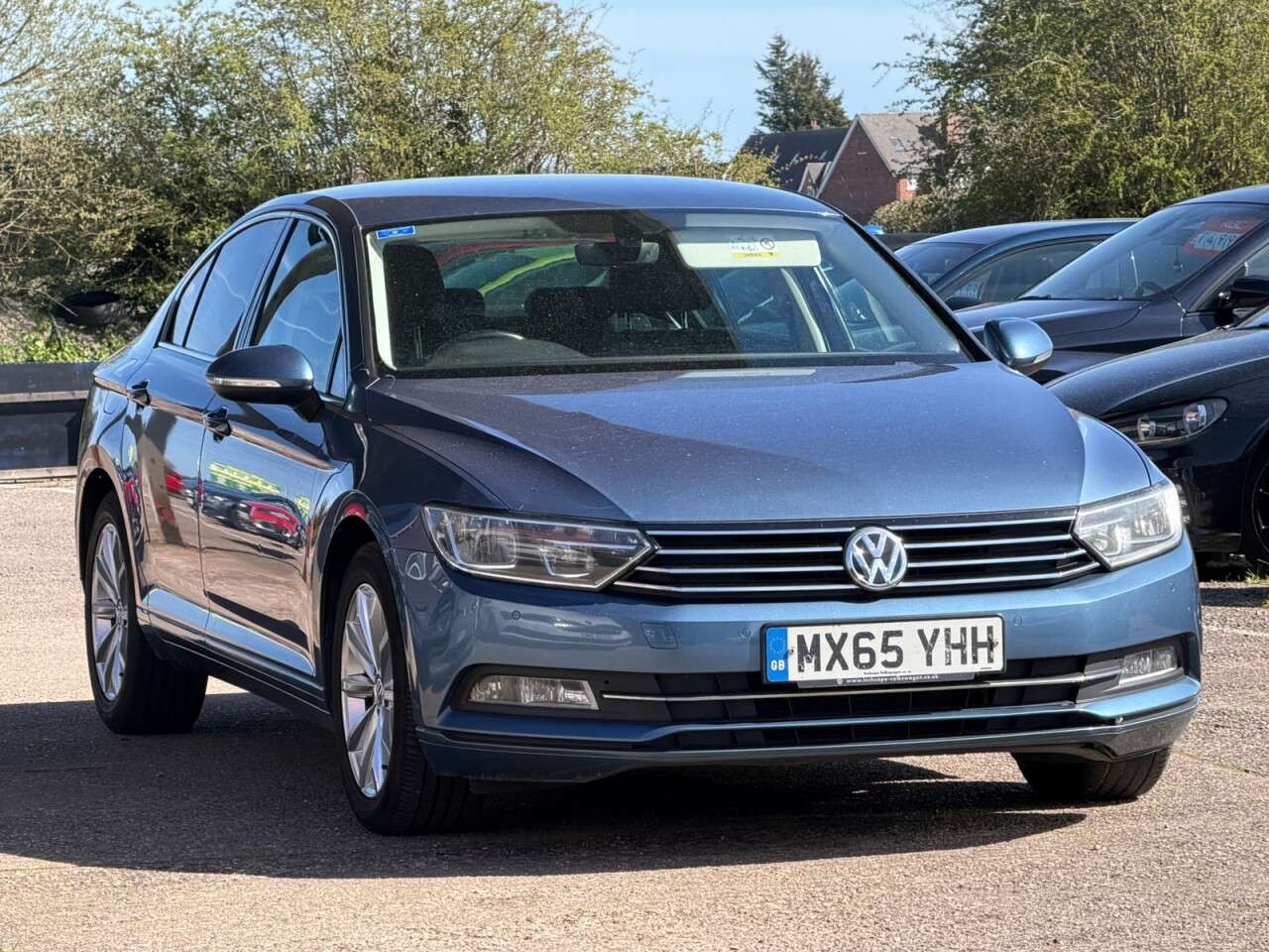 A 2015 VOLKSWAGEN PASSAT 1.6 TDI BlueMotion Tech SE Business Saloon 4dr Diesel Manual Euro 6 (s/s) ( A 2015 VOLKSWAGEN PASSAT 1.6 TDI BlueMotion Tech SE Business Saloon 4dr Diesel Manual Euro 6 (s/s) (