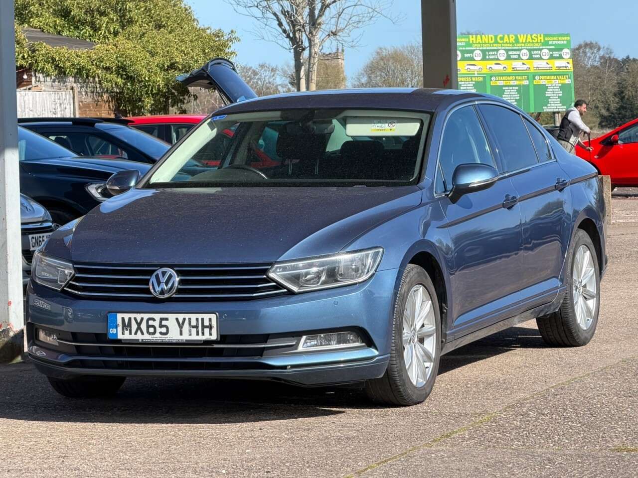 A 2015 VOLKSWAGEN PASSAT 1.6 TDI BlueMotion Tech SE Business Saloon 4dr Diesel Manual Euro 6 (s/s) ( A 2015 VOLKSWAGEN PASSAT 1.6 TDI BlueMotion Tech SE Business Saloon 4dr Diesel Manual Euro 6 (s/s) (