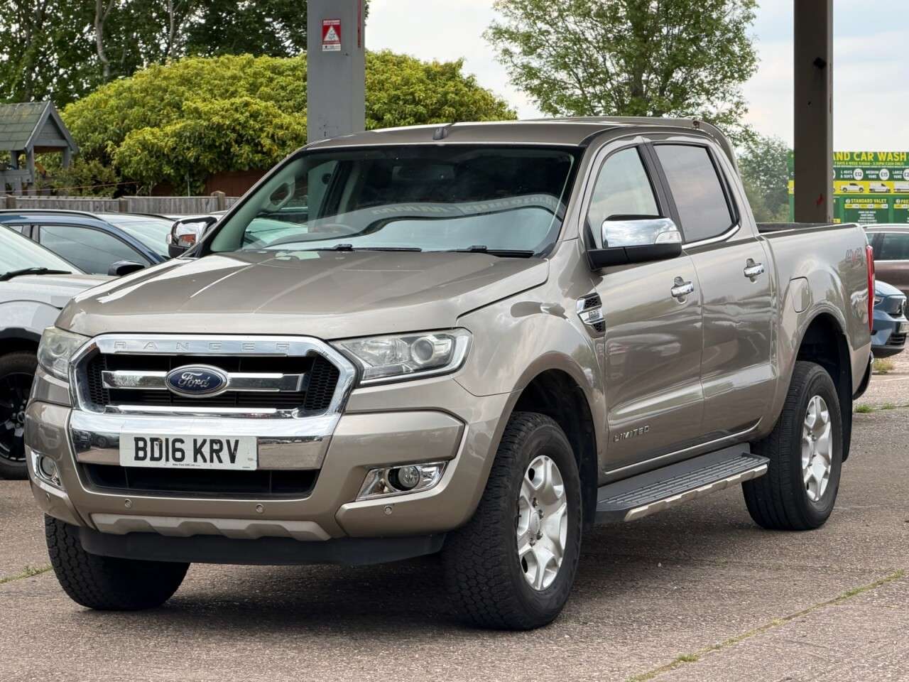 A 2016 FORD RANGER 2.2 TDCi Limited 1 Pickup Double Cab 4dr Diesel Auto 4WD Euro 5 (160 ps) ** A 2016 FORD RANGER 2.2 TDCi Limited 1 Pickup Double Cab 4dr Diesel Auto 4WD Euro 5 (160 ps) **