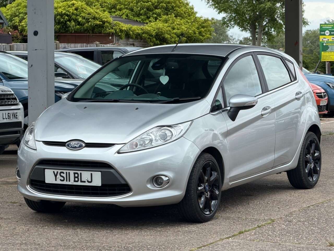 A 2011 FORD FIESTA 1.4 Titanium Hatchback 5dr Petrol Automatic (154 g/km, 94 bhp) **HPI CLEAR~ A 2011 FORD FIESTA 1.4 Titanium Hatchback 5dr Petrol Automatic (154 g/km, 94 bhp) **HPI CLEAR~