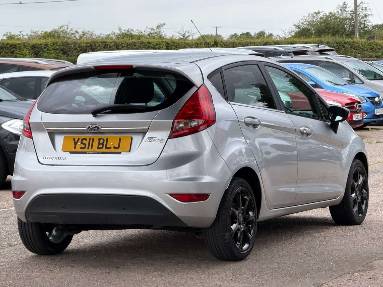2011 FORD FIESTA 2011 FORD FIESTA