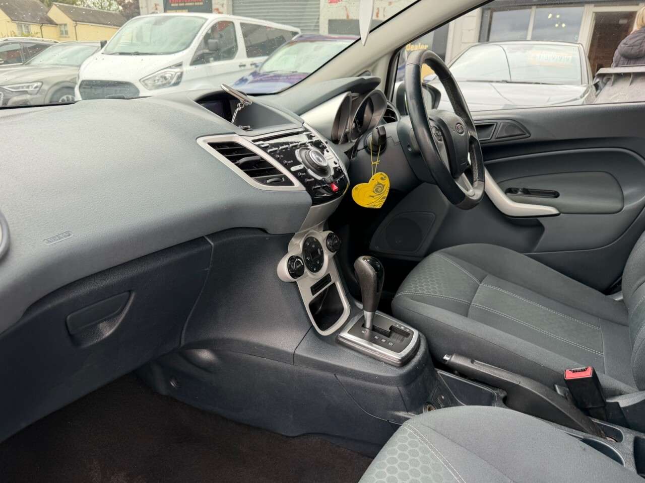 2011 FORD FIESTA 2011 FORD FIESTA
