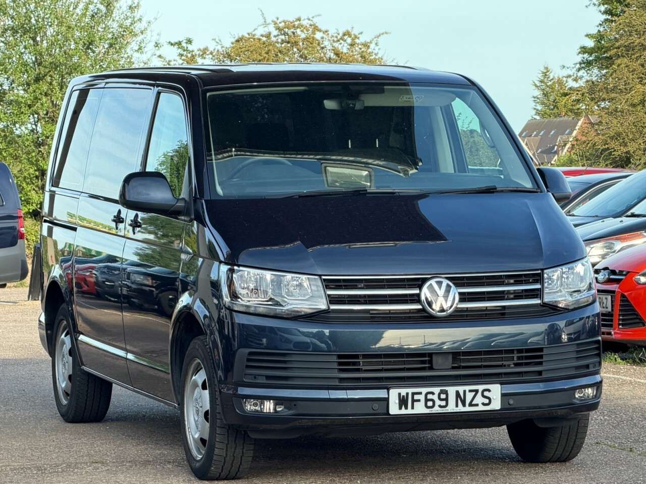 A 2020 VOLKSWAGEN TRANSPORTER SHUTTLE 2.0 TDI SE Minibus Double Cab 5dr Diesel DSG FWD SWB Euro 6 (s/s) (150 ps) A 2020 VOLKSWAGEN TRANSPORTER SHUTTLE 2.0 TDI SE Minibus Double Cab 5dr Diesel DSG FWD SWB Euro 6 (s/s) (150 ps)