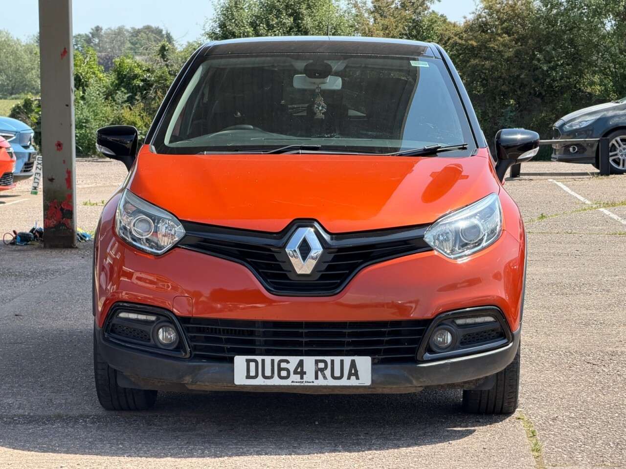 A 2014 RENAULT CAPTUR 0.9 TCe ENERGY Dynamique S MediaNav SUV 5dr Petrol Manual Euro 5 (s/s) (90 A 2014 RENAULT CAPTUR 0.9 TCe ENERGY Dynamique S MediaNav SUV 5dr Petrol Manual Euro 5 (s/s) (90
