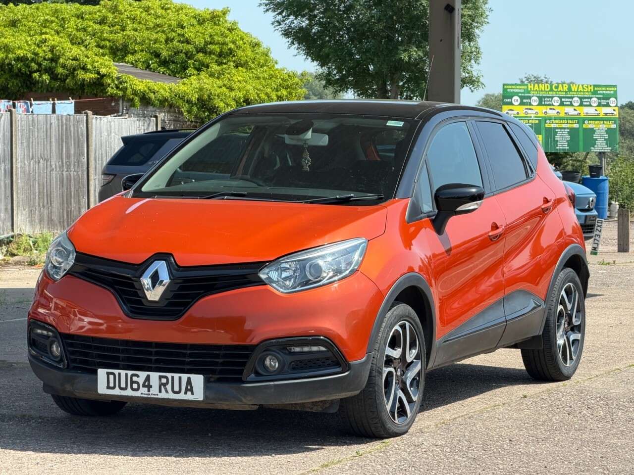 A 2014 RENAULT CAPTUR 0.9 TCe ENERGY Dynamique S MediaNav SUV 5dr Petrol Manual Euro 5 (s/s) (90 A 2014 RENAULT CAPTUR 0.9 TCe ENERGY Dynamique S MediaNav SUV 5dr Petrol Manual Euro 5 (s/s) (90