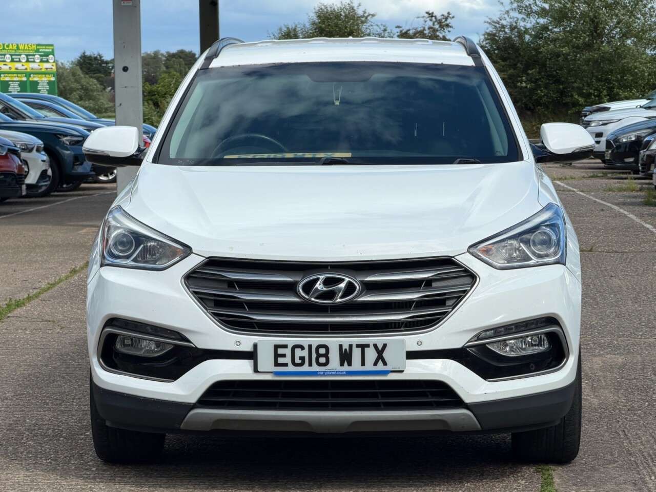 A 2018 HYUNDAI SANTA FE 2.2 CRDi Blue Drive Premium SUV 5dr Diesel Auto 4WD Euro 6 (s/s) (200 ps) * A 2018 HYUNDAI SANTA FE 2.2 CRDi Blue Drive Premium SUV 5dr Diesel Auto 4WD Euro 6 (s/s) (200 ps) *