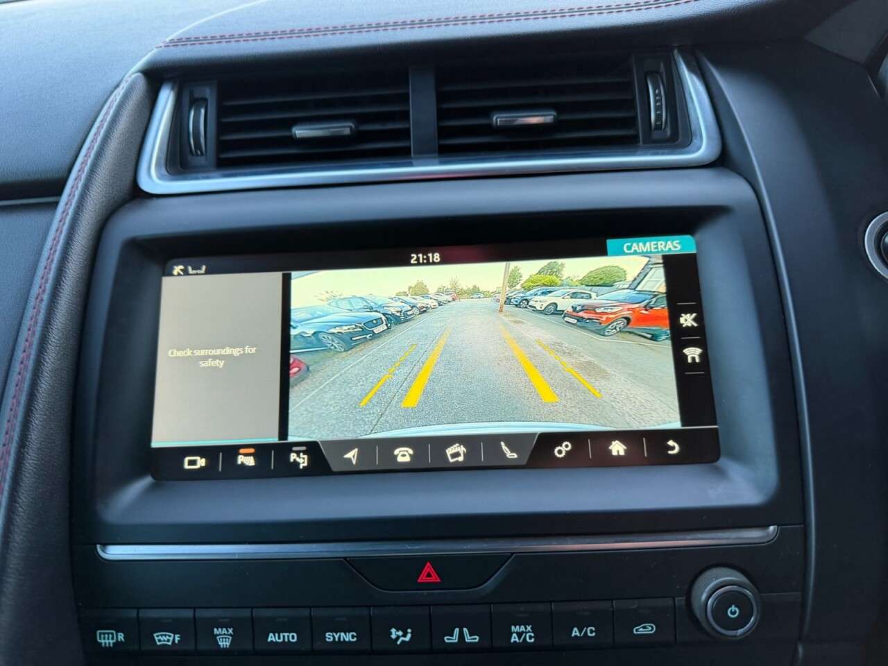 2018 JAGUAR E-PACE 2018 JAGUAR E-PACE