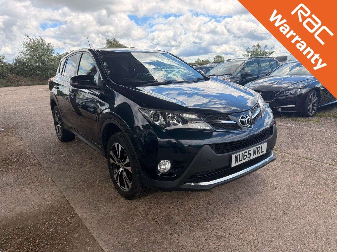 A 2015 TOYOTA RAV4 2.0 D-4D Icon SUV 5dr Diesel Manual 2WD Euro 5 (s/s) (124 ps) **HPI CLEAR ~ A 2015 TOYOTA RAV4 2.0 D-4D Icon SUV 5dr Diesel Manual 2WD Euro 5 (s/s) (124 ps) **HPI CLEAR ~