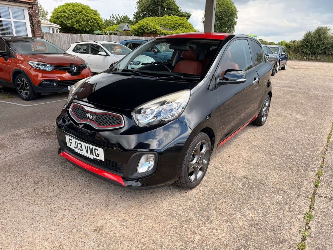 A 2013 KIA PICANTO 1.25 Equinox Hatchback 3dr Petrol Manual Euro 5 (84 bhp) **HPI CLEAR ~ FRES A 2013 KIA PICANTO 1.25 Equinox Hatchback 3dr Petrol Manual Euro 5 (84 bhp) **HPI CLEAR ~ FRES
