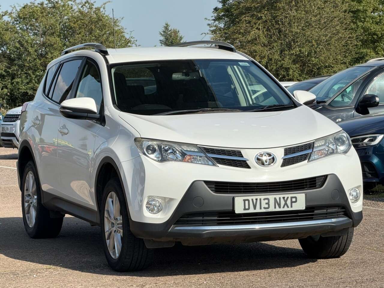 A 2013 TOYOTA RAV4 2.2 D-4D Icon SUV 5dr Diesel Manual 4WD Euro 5 (150 ps) **HPI CLEAR~FRESH M A 2013 TOYOTA RAV4 2.2 D-4D Icon SUV 5dr Diesel Manual 4WD Euro 5 (150 ps) **HPI CLEAR~FRESH M