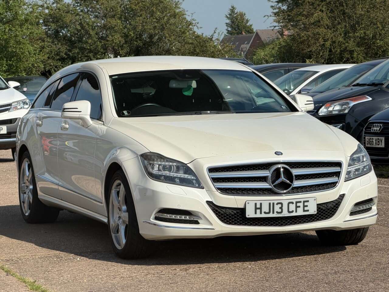 A 2013 MERCEDES-BENZ CLS 2.1 CLS250 CDI BlueEfficiency Shooting Brake 5dr Diesel G-Tronic+ Euro 5 (s A 2013 MERCEDES-BENZ CLS 2.1 CLS250 CDI BlueEfficiency Shooting Brake 5dr Diesel G-Tronic+ Euro 5 (s