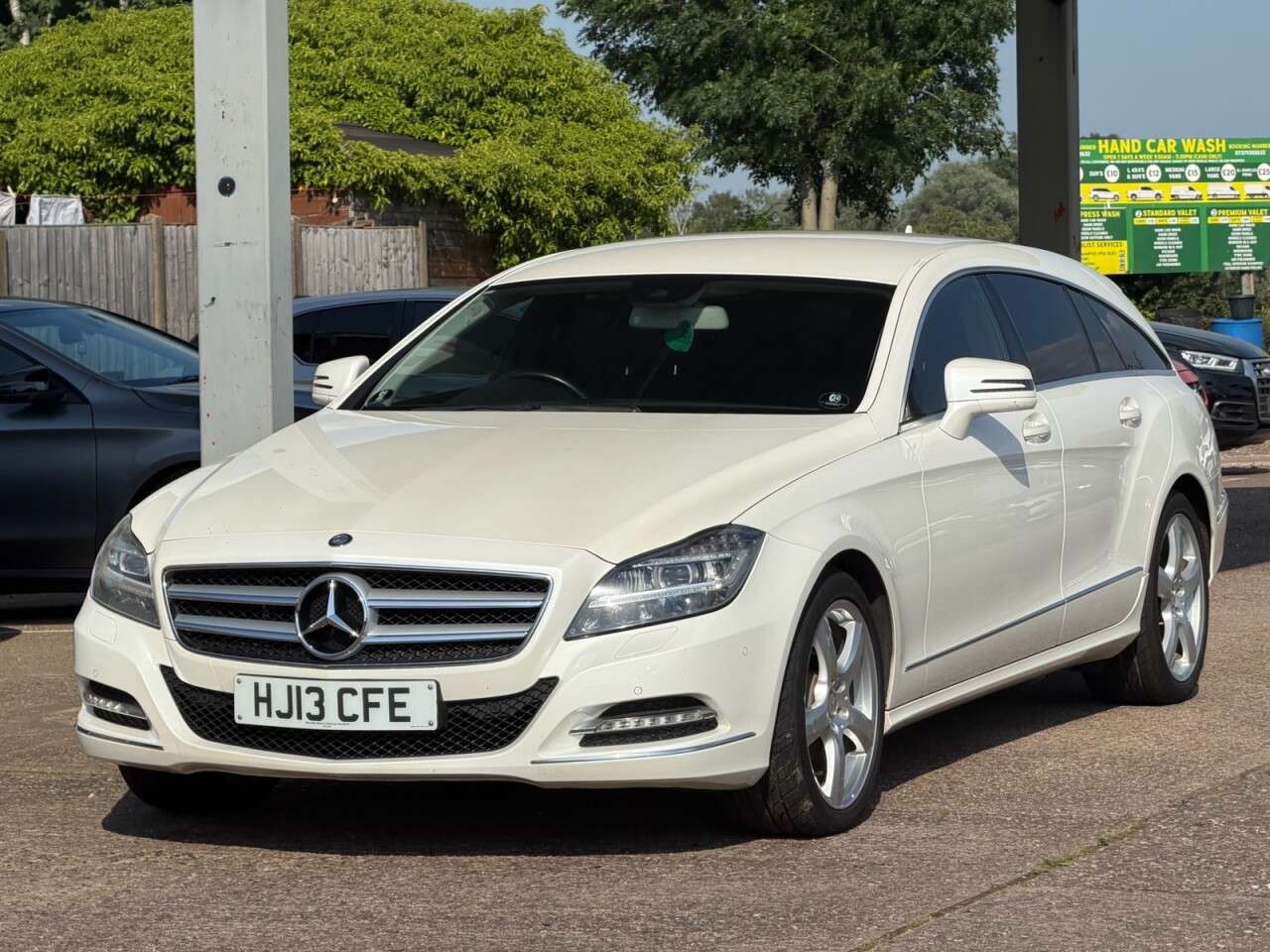 A 2013 MERCEDES-BENZ CLS 2.1 CLS250 CDI BlueEfficiency Shooting Brake 5dr Diesel G-Tronic+ Euro 5 (s A 2013 MERCEDES-BENZ CLS 2.1 CLS250 CDI BlueEfficiency Shooting Brake 5dr Diesel G-Tronic+ Euro 5 (s
