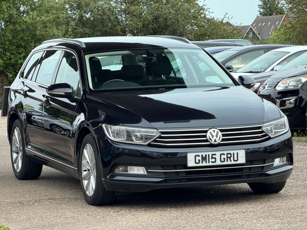 A 2015 VOLKSWAGEN PASSAT 1.6 TDI BlueMotion Tech SE Estate 5dr Diesel Manual Euro 6 (s/s) (120 ps) * A 2015 VOLKSWAGEN PASSAT 1.6 TDI BlueMotion Tech SE Estate 5dr Diesel Manual Euro 6 (s/s) (120 ps) *