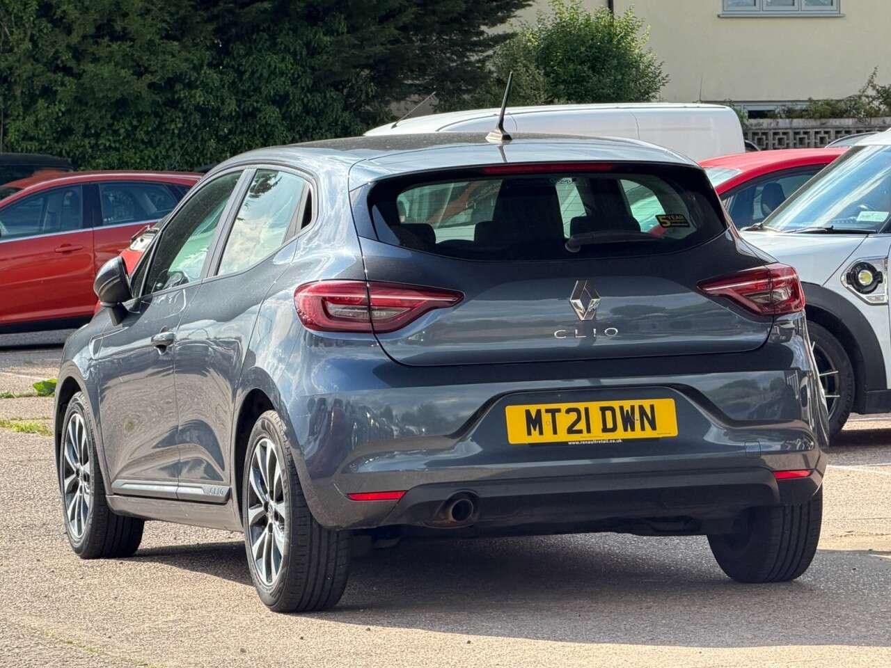 2021 RENAULT CLIO 2021 RENAULT CLIO