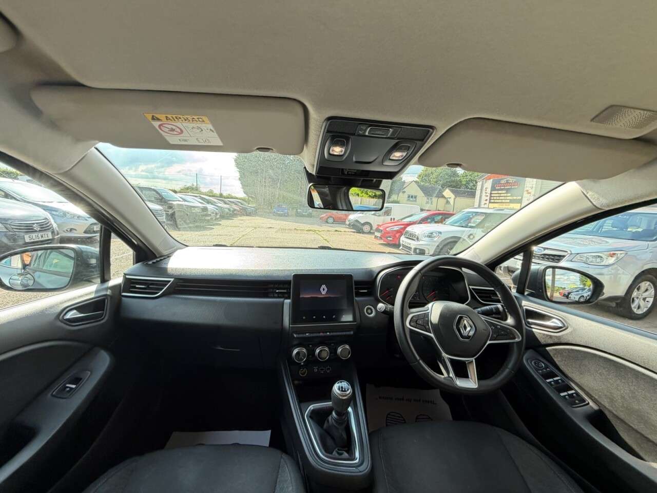 2021 RENAULT CLIO 2021 RENAULT CLIO