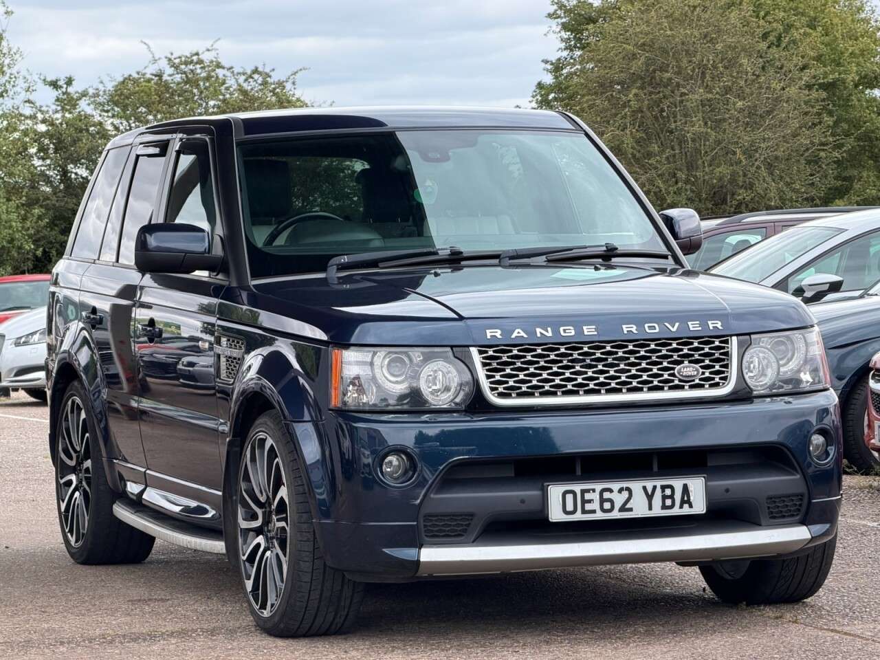 A 2013 LAND ROVER RANGE ROVER SPORT 3.0 SD V6 Autobiography Sport SUV 5dr Diesel Auto 4WD Euro 5 (255 bhp) **SA A 2013 LAND ROVER RANGE ROVER SPORT 3.0 SD V6 Autobiography Sport SUV 5dr Diesel Auto 4WD Euro 5 (255 bhp) **SA