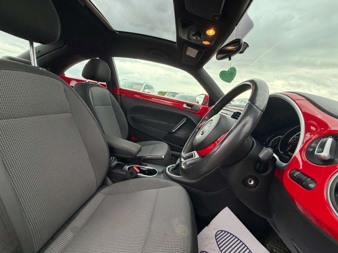 2013 VOLKSWAGEN BEETLE 2013 VOLKSWAGEN BEETLE