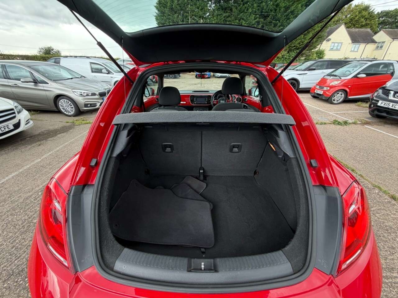 2013 VOLKSWAGEN BEETLE 2013 VOLKSWAGEN BEETLE