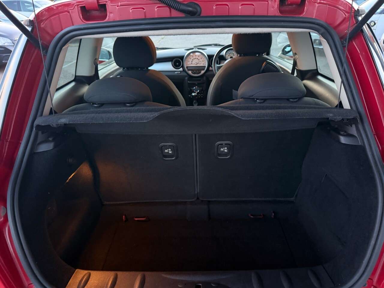 2011 MINI HATCH 2011 MINI HATCH
