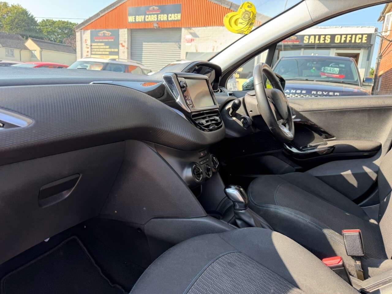 2019 PEUGEOT 208 2019 PEUGEOT 208