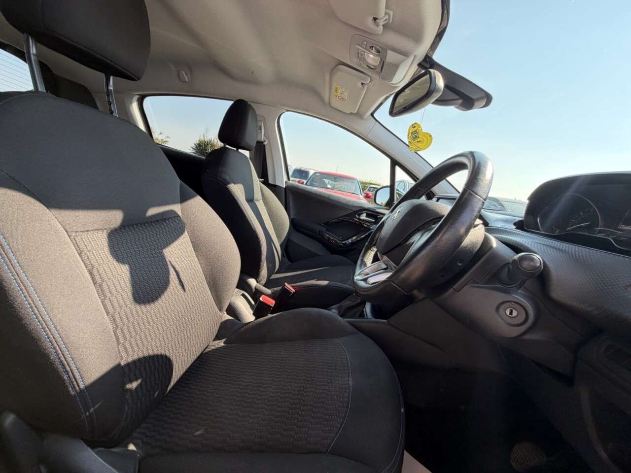 2019 PEUGEOT 208 2019 PEUGEOT 208