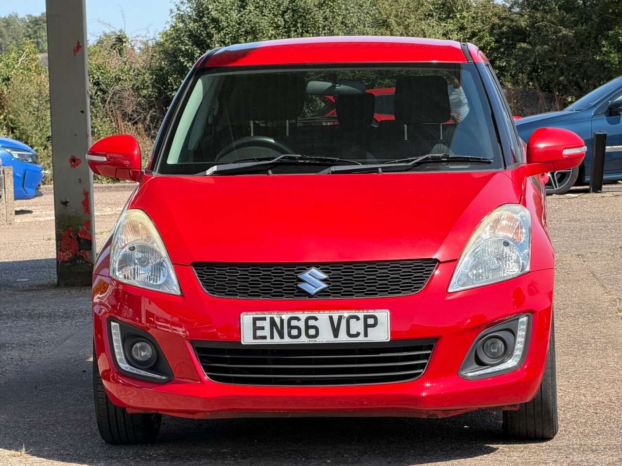 A 2017 SUZUKI SWIFT 1.2 SZ4 Hatchback 5dr Petrol Manual Euro 6 (94 ps) **HPI CLEAR~FRESH MOT+SV A 2017 SUZUKI SWIFT 1.2 SZ4 Hatchback 5dr Petrol Manual Euro 6 (94 ps) **HPI CLEAR~FRESH MOT+SV