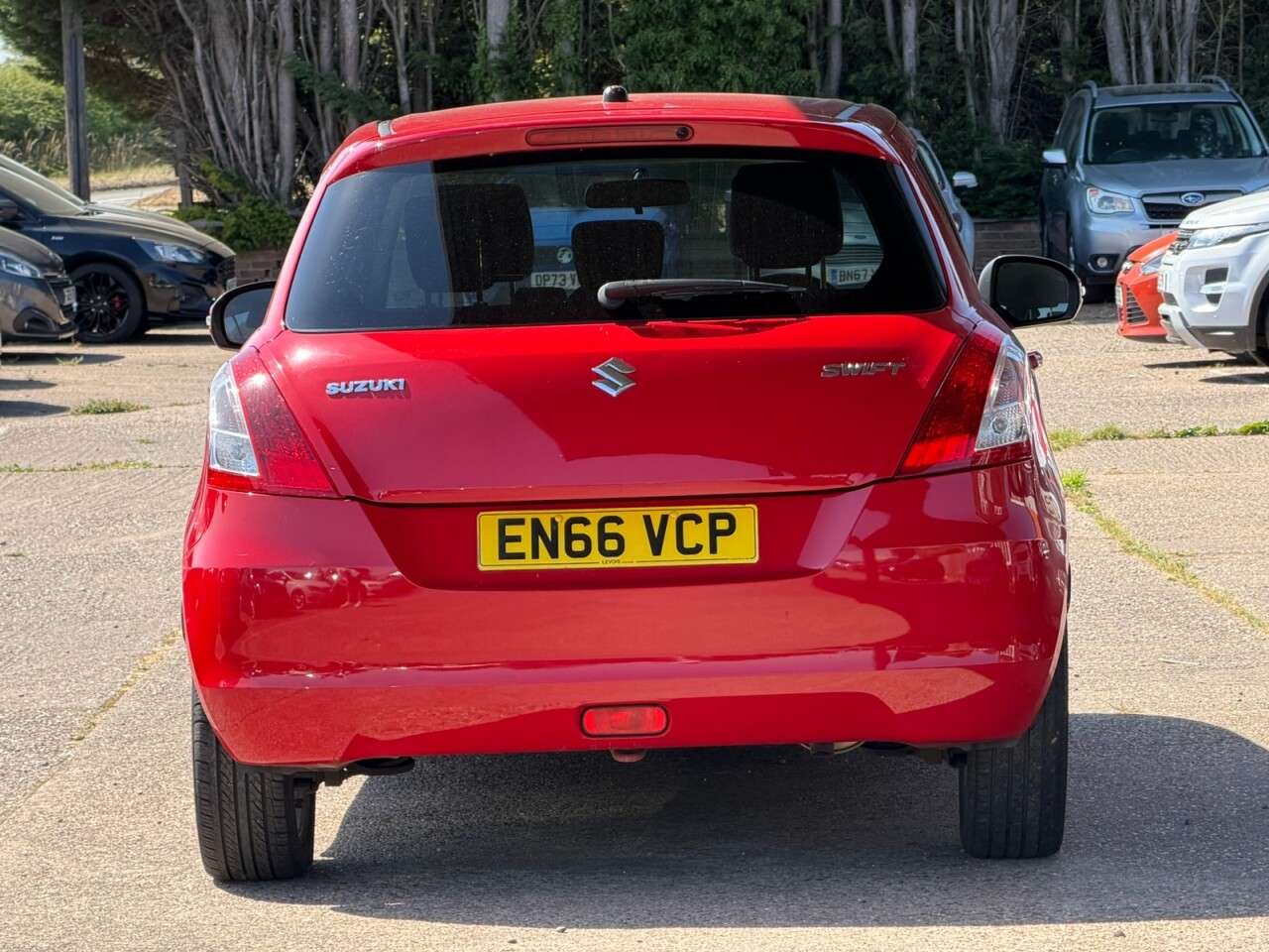 2017 SUZUKI SWIFT 2017 SUZUKI SWIFT