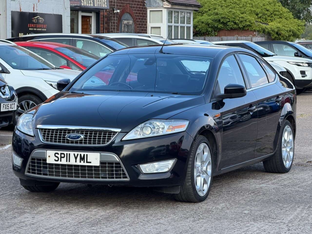 A 2011 FORD MONDEO 2.0T EcoBoost Titanium X Hatchback 5dr Petrol Powershift Euro 5 (203 ps) ** A 2011 FORD MONDEO 2.0T EcoBoost Titanium X Hatchback 5dr Petrol Powershift Euro 5 (203 ps) **